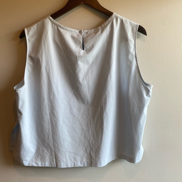 Wayre Boxy Shift & Snap Tank Mid-crop Travel Top Crew Neckline Size XL - Picture 8 of 10